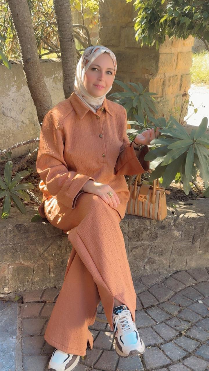 أنصوبل شتوي أنيق للنساء – تصميم واسع ومريح بقماش فاخر ودافئ