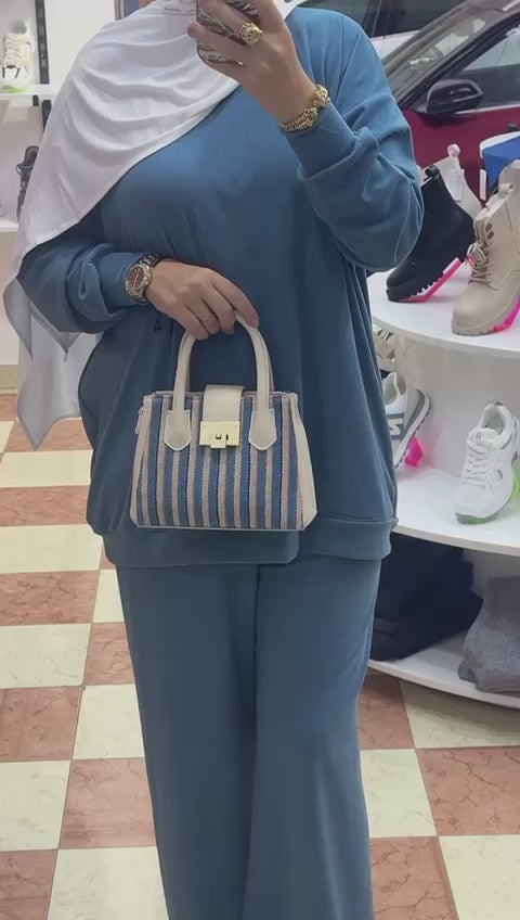 أنصوبل شتوي مريح لإطلالة دافئة